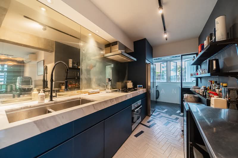 8C Upper Boon Keng Road HDB Flat For Sale at S$ 1,050,000 | PropertyGuru Singapore - Kitchen