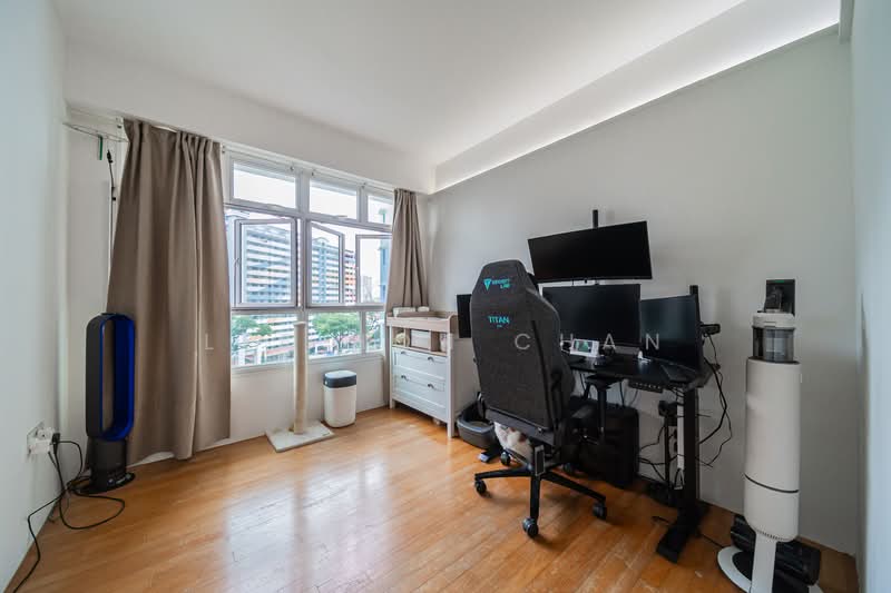 8C Upper Boon Keng Road HDB Flat For Sale at S$ 1,050,000 | PropertyGuru Singapore - Study