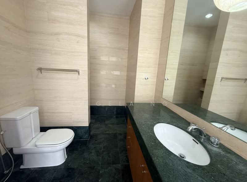 Belmont Road, , 5 Bedrooms, 7,200 sqft, Good Class Bungalow For Rent, by Angela Ng, 500100535 - Bathroom - PropertyGuru.com.sg