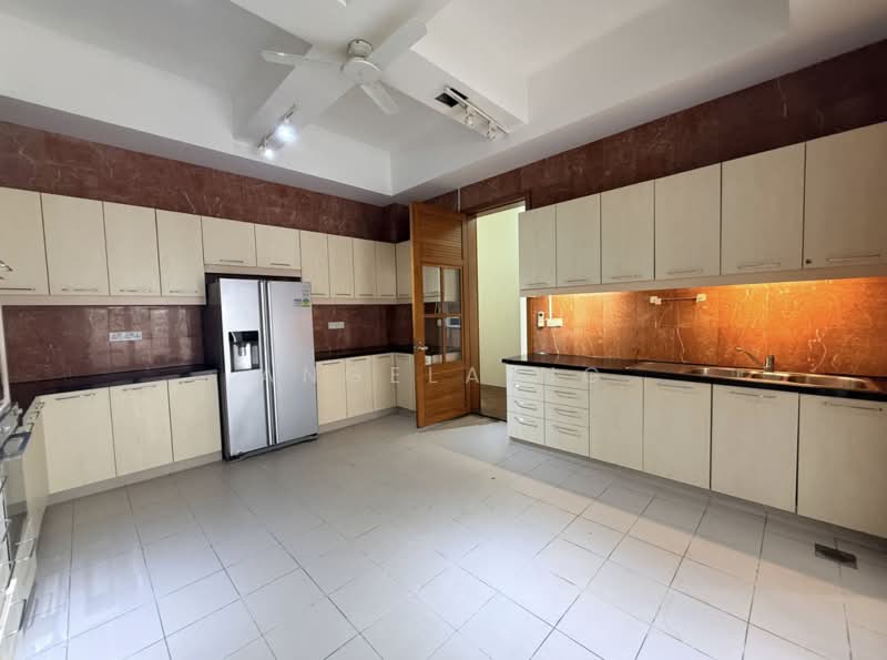 Belmont Road, , 5 Bedrooms, 7,200 sqft, Good Class Bungalow For Rent, by Angela Ng, 500100535 - Kitchen - PropertyGuru.com.sg