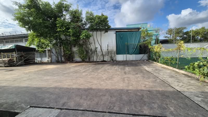 Jurong / Ground / Open Yard, Jurong, 8,000 sqft, Factory / Workshop (B2) For Rent, by Eve Ong, 500100541 - Exterior - CommercialGuru.com.sg