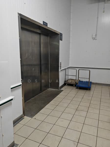 Woodlands Food Warehouse, , 14,922 sqft, Warehouse For Rent, by Joshua Goh, 500100545 - 3 Tons Cargo Lift - CommercialGuru.com.sg