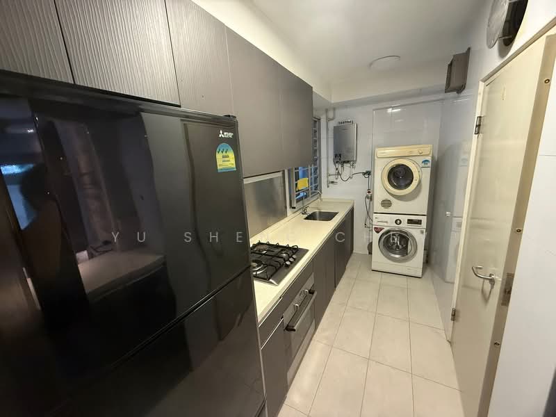 530D Pasir Ris Drive 1 HDB Flat For Sale at S$ 828,000 | PropertyGuru Singapore - Kitchen