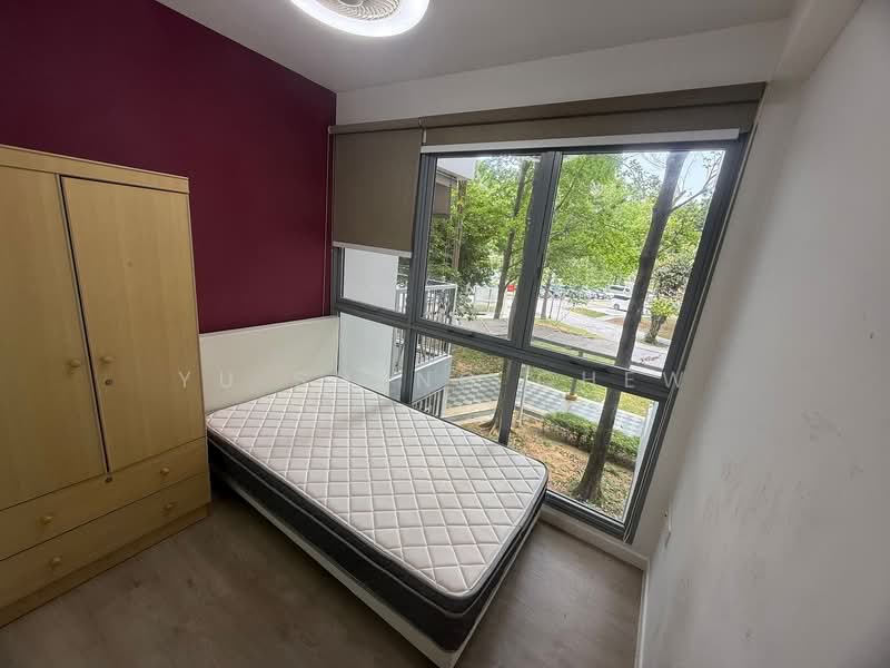 530D Pasir Ris Drive 1 HDB Flat For Sale at S$ 828,000 | PropertyGuru Singapore - Bedroom