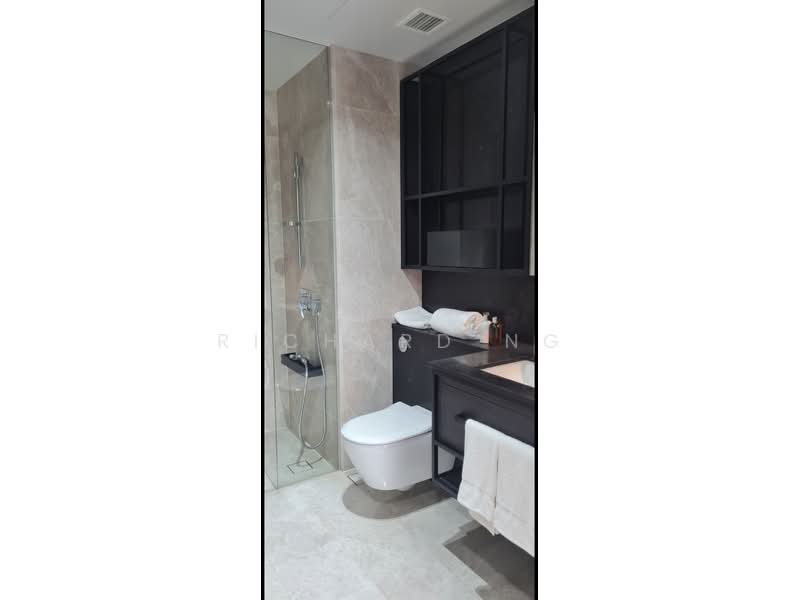 Haus On Handy Condominium For Sale at S$ 2,300,000 | PropertyGuru Singapore - Bathroom