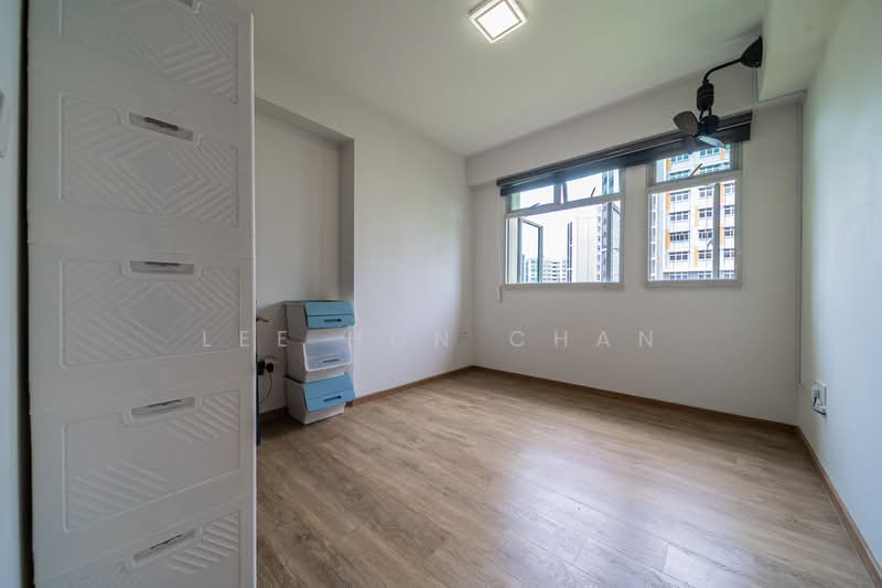 468A Yishun Street 43 HDB Flat For Sale at S$ 600,000 | PropertyGuru Singapore - Interior