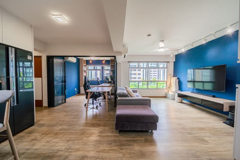 468A Yishun Street 43 HDB Flat For Sale at S$ 600,000 | PropertyGuru Singapore - Living Room