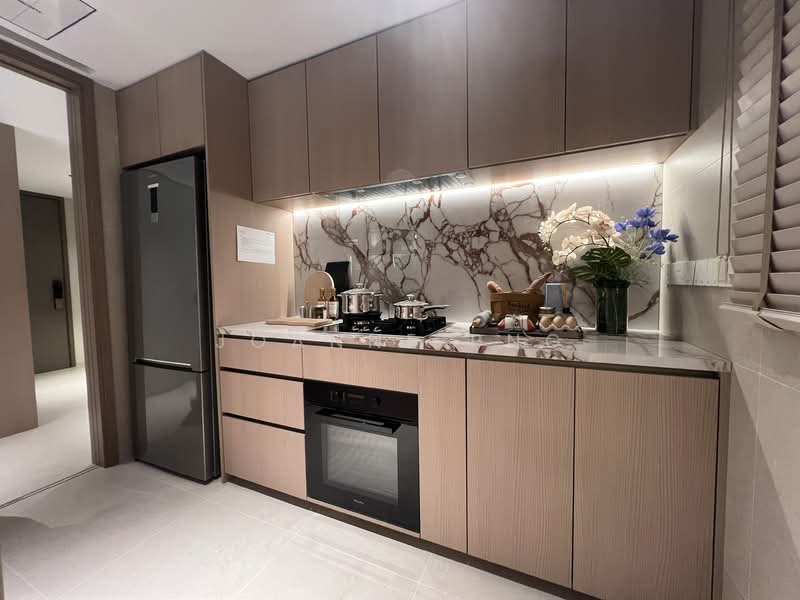 Vela Bay, Bayshore Road, 3 Bedrooms, 1,033 sqft, Condominium For Sale, by Joanne Png, 500100592 - Kitchen - PropertyGuru.com.sg