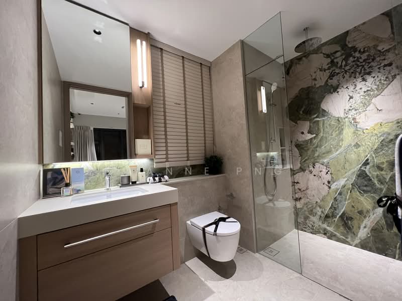 Vela Bay, Bayshore Road, 3 Bedrooms, 1,033 sqft, Condominium For Sale, by Joanne Png, 500100592 - Bathroom - PropertyGuru.com.sg