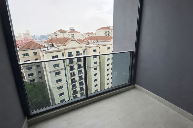 Stirling Residences, 25 Stirling Road, 1 Bedroom, 441 sqft, Condominium For Rent, by Orry Goh, 500100597 - Balcony - PropertyGuru.com.sg