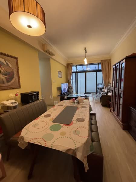 Eastpoint Green Condominium For Sale at S$ 1,400,000 | PropertyGuru Singapore - Dining Room