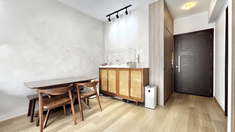 Heron Bay, 53 Upper Serangoon View, 2 Bedrooms, 775 sqft, Executive Condominium For Sale, by Rion Ong, 500100606 - Entrance - PropertyGuru.com.sg