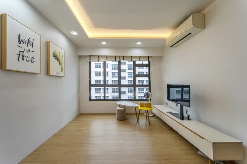 293B Compassvale Crescent, 293B Compassvale Crescent, 3 Bedrooms, 1,001 sqft, HDB Flat For Sale, by Iyan Goh, 500100610 - Living Room - PropertyGuru.com.sg