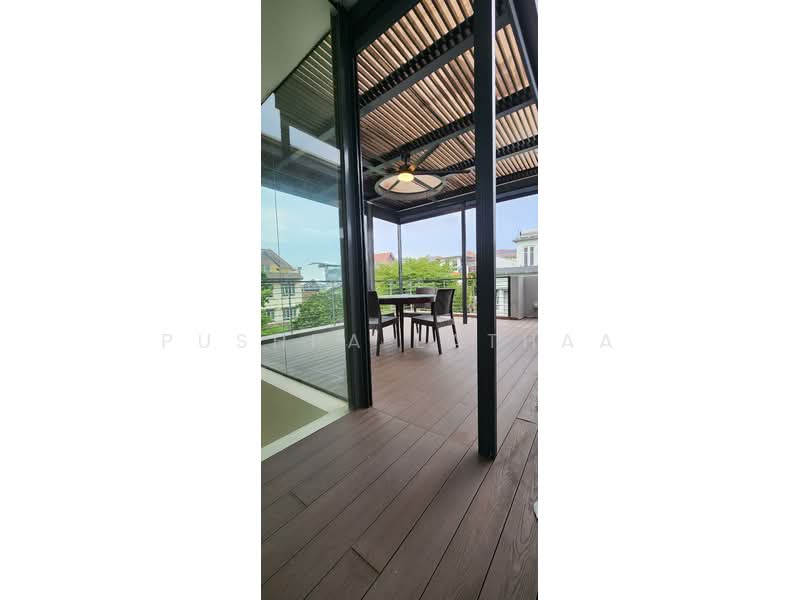 Chestnut Residences, Dairy Farm Crescent, 4 Bedrooms, 3,590 sqft, Terraced House For Rent, by Pushpa Lathaa, 500100612 - Rooftop - PropertyGuru.com.sg