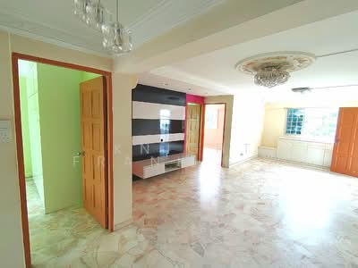 For Sale - 10 Pine Close