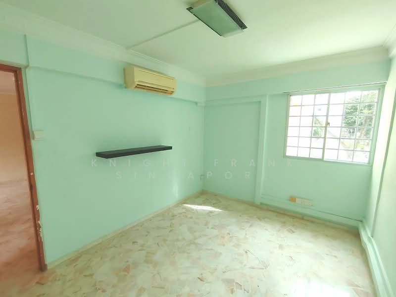 10 Pine Close HDB Flat For Sale at S$ 640,000 | PropertyGuru Singapore - Interior
