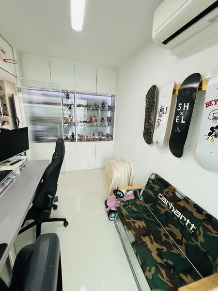 422B Northshore Drive, 422B Northshore Drive, 3 Bedrooms, 1,216 sqft, HDB Flat For Sale, by Glenn Lau 刘祖成, 500100622 - Study - PropertyGuru.com.sg
