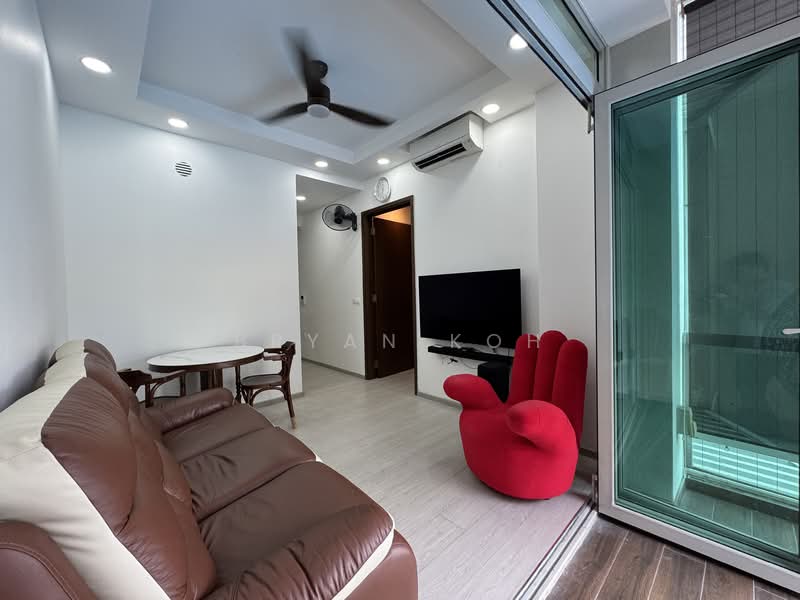 Naung Residence Apartment For Sale at S$ 870,000 | PropertyGuru Singapore - Living Room