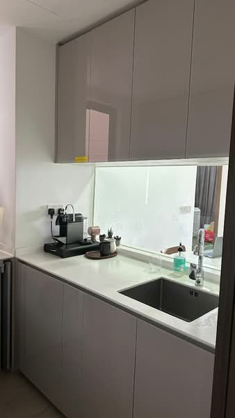 Parc Esta, 906 Sims Avenue, 2 Bedrooms, 829 sqft, Condominium For Rent, by Apple Lin Feng, 500100633 - Kitchen - PropertyGuru.com.sg