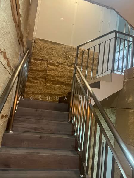 Lucky Plaza, 304 Orchard Road, 335 sqft, Mall Shop For Rent, by Joshua Boon, 500100641 - Interior - CommercialGuru.com.sg