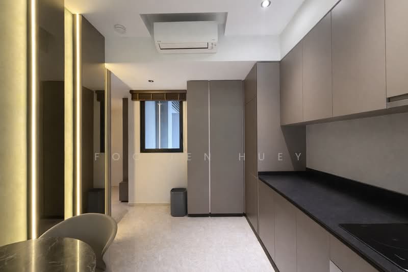 Royalgreen Condominium For Sale at S$ 2,128,888 | PropertyGuru Singapore - Kitchen