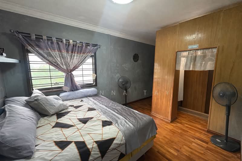 188B Rivervale Drive HDB Flat For Sale at S$ 628,000 | PropertyGuru Singapore - Bedroom