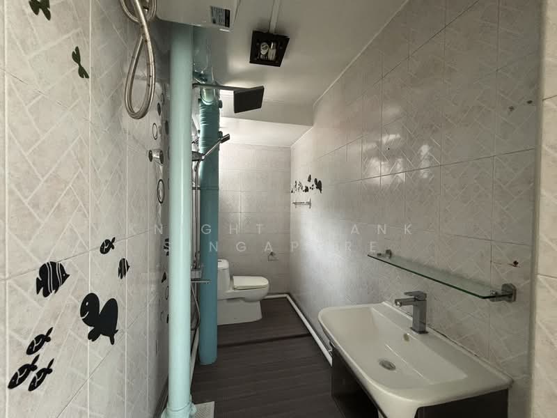 103 Bukit Purmei Road HDB Flat For Sale at S$ 580,000 | PropertyGuru Singapore - Bathroom