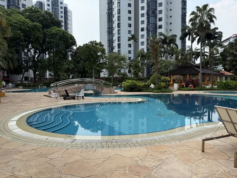 Parc Oasis Condominium For Sale at S$ 1,650,000 | PropertyGuru Singapore - Exterior