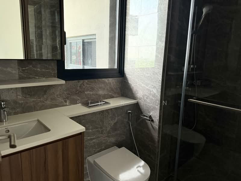 Lentor Modern, Lentor Central, 3 Bedrooms, 969 sqft, Condominium For Rent, by Esther Tan, 500100667 - Bathroom - PropertyGuru.com.sg