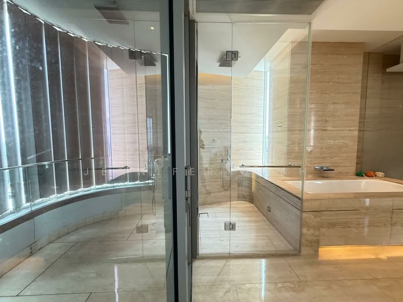 Ardmore Residence, 7 Ardmore Park, 5 Bedrooms, 3,186 sqft, Condominium For Rent, by Jennifer Quah, 500100671 - Bathroom - PropertyGuru.com.sg