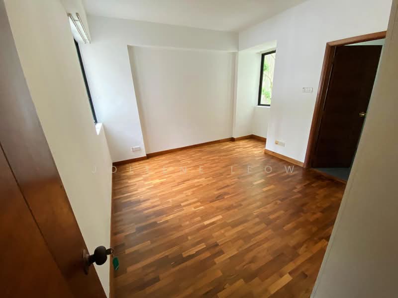 Pinevale Condominium For Sale at S$ 1,800,000 | PropertyGuru Singapore - Interior