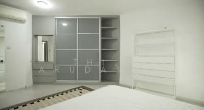 For Sale - Yew Mei Green