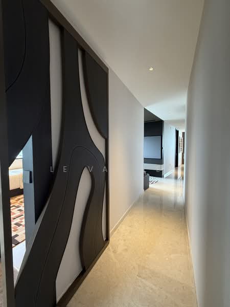 Cape Royale Condominium For Sale at S$ 5,963,000 | PropertyGuru Singapore - Corridor