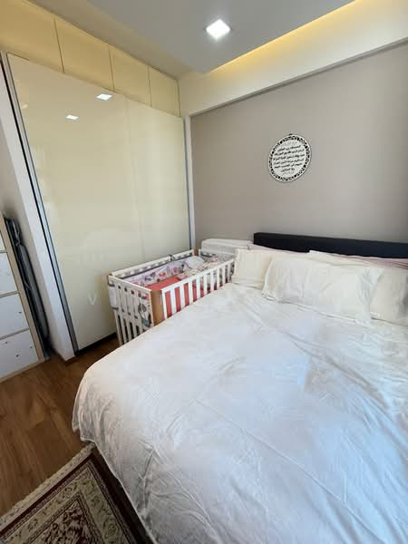 Hedges Park Condominium, 71 Flora Drive, 2 Bedrooms, 764 sqft, Condominium For Rent, by Vivien Yeo, 500100695 - Bedroom - PropertyGuru.com.sg