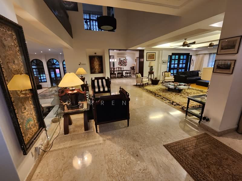 ❤️ Beautifully Maintained & Very Private Good Class Bungalow ❤️, , 6 Bedrooms, 8,000 sqft, Good Class Bungalow For Rent, by Darren Teo, 500100697 - Living Room - PropertyGuru.com.sg