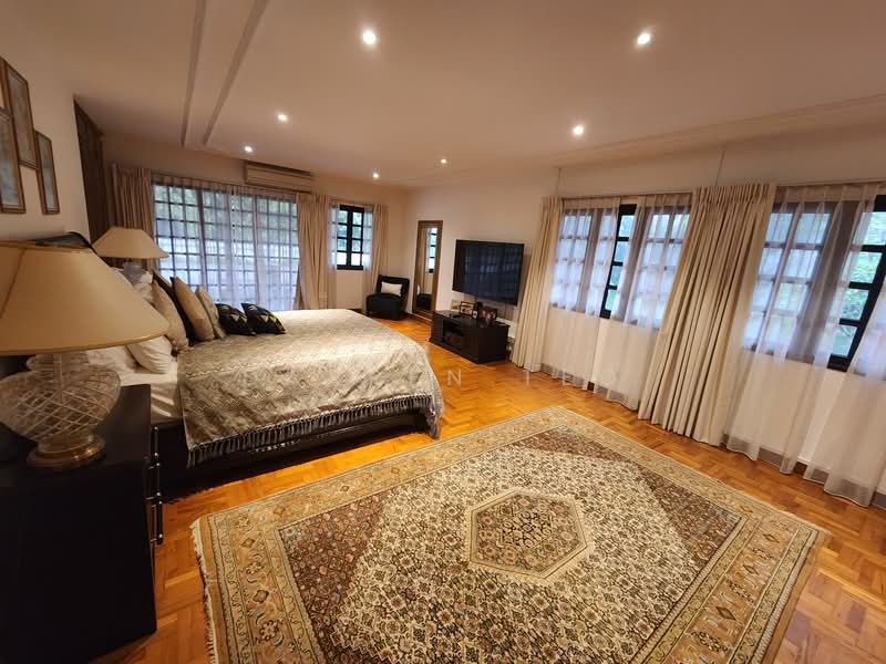 ❤️ Beautifully Maintained & Very Private Good Class Bungalow ❤️, , 6 Bedrooms, 8,000 sqft, Good Class Bungalow For Rent, by Darren Teo, 500100697 - Bedroom - PropertyGuru.com.sg
