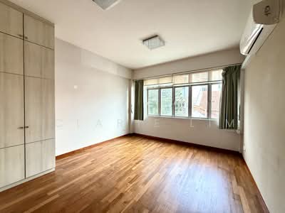 For Rent - Spacious 4 Bedrooms Condo for rent