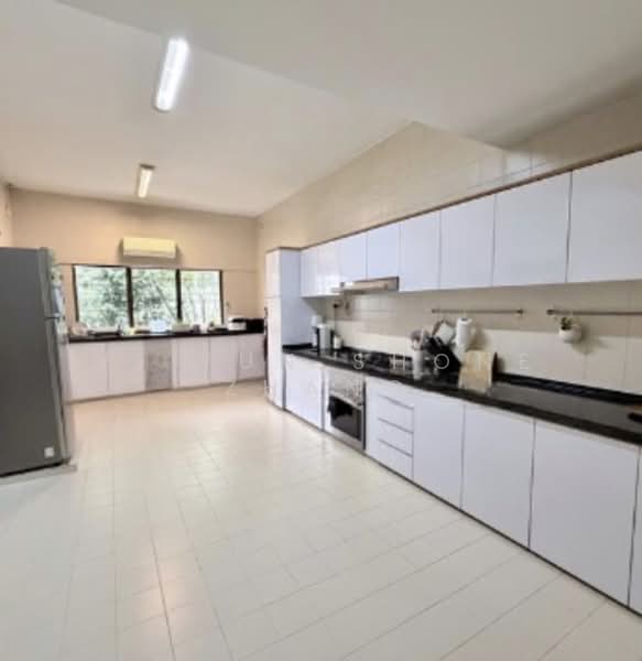 72 Jalan Lim Tai See, Six Avenue MRT, Bukit Timah Road, Coronation Road, 72 Jalan Lim Tai See, 4 Bedrooms, 4,300 sqft, Semi-Detached House For Rent, by Yi Yun Shone Zhang, 500100705 - Kitchen - PropertyGuru.com.sg