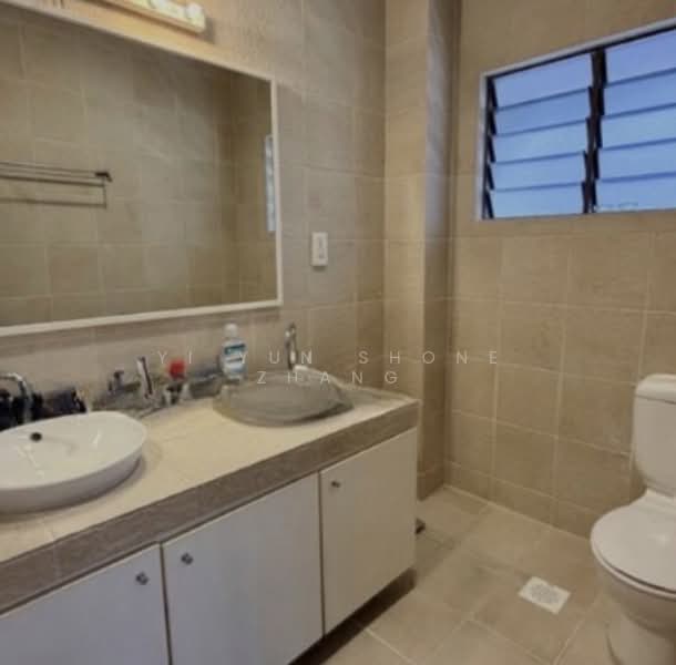 72 Jalan Lim Tai See, Six Avenue MRT, Bukit Timah Road, Coronation Road, 72 Jalan Lim Tai See, 4 Bedrooms, 4,300 sqft, Semi-Detached House For Rent, by Yi Yun Shone Zhang, 500100705 - Bathroom - PropertyGuru.com.sg