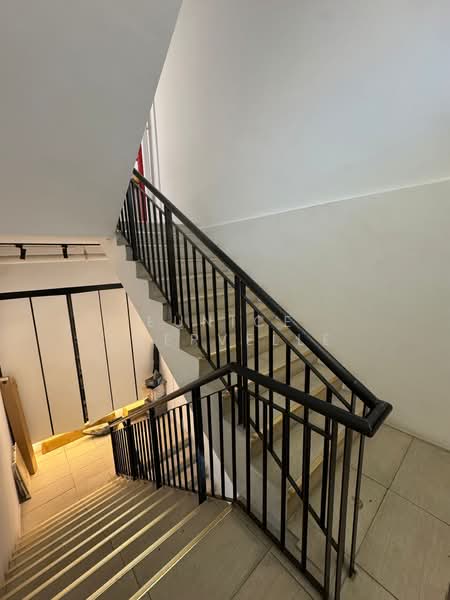 Bartley Biz Centre, 15 Kaki Bukit Road 4, 1,500 sqft, Factory / Workshop (B2) For Rent, by Eunice Shervelle, 500100708 - Walk up stairs - CommercialGuru.com.sg