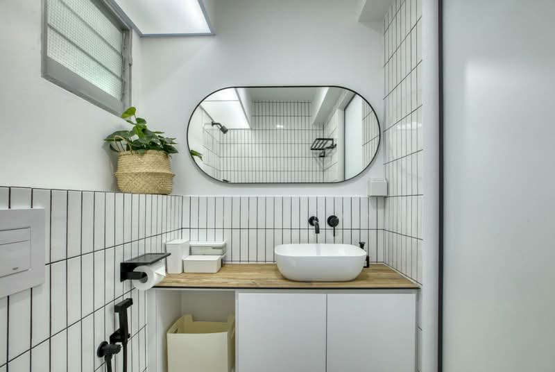 188D Bedok North Street 4 HDB Flat For Sale at S$ 1,028,000 | PropertyGuru Singapore - Common Bathroom