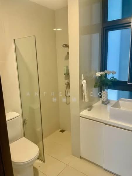 Domus, 8 Irrawaddy Road, 2 Bedrooms, 904 sqft, Condominium For Rent, by Anthea Yeo 杨丽娇, 500100741 - Bathroom - PropertyGuru.com.sg