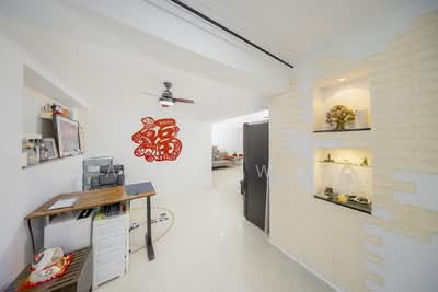 For Sale - 298B Compassvale Street