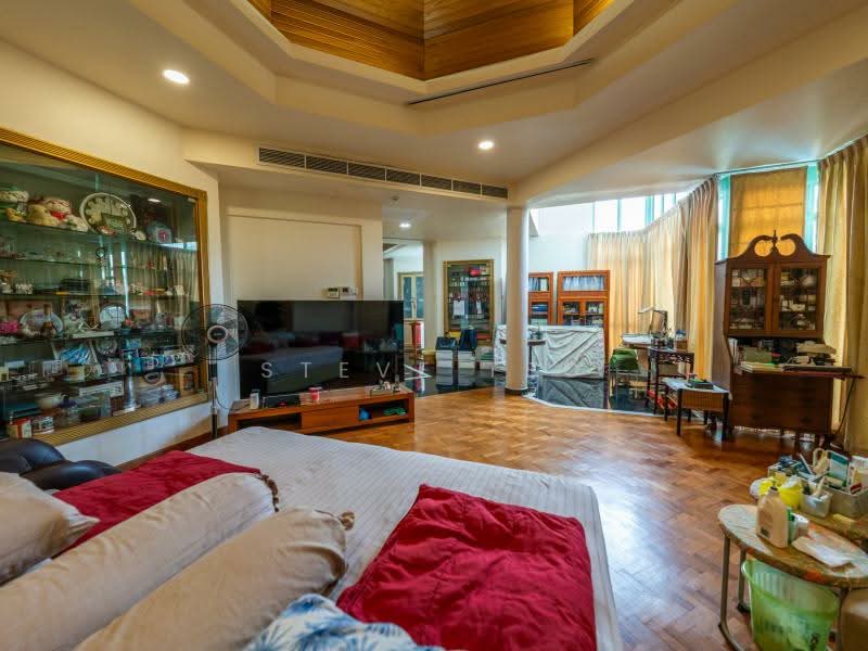 Caldecott Hill Estate, Olive Road, 6 Bedrooms, 7,000 sqft, Good Class Bungalow For Sale, by Steve Teo, 500100751 - Bedroom - PropertyGuru.com.sg