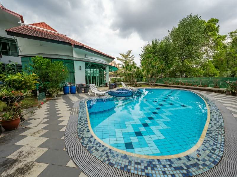 Caldecott Hill Estate, Olive Road, 6 Bedrooms, 7,000 sqft, Good Class Bungalow For Sale, by Steve Teo, 500100751 - Exterior - PropertyGuru.com.sg