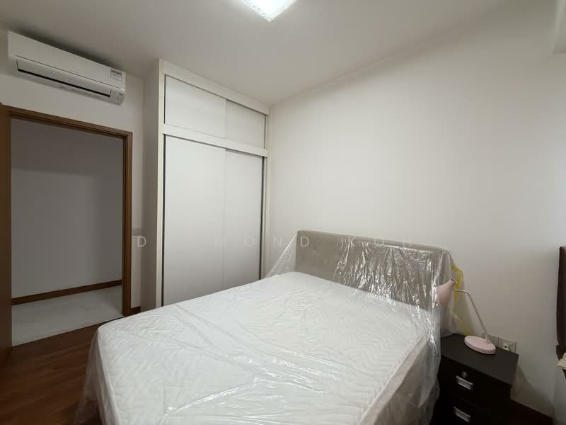 Waterfront Key, 770 Bedok Reservoir Road, 3 Bedrooms, 1,300 sqft, Condominium For Rent, by Desmond Koh, 500100752 - Bedroom - PropertyGuru.com.sg