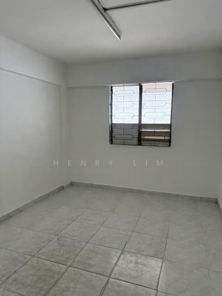 Blk 103 Yishun Ring Road @ Chong Pang Market, , 721 sqft, Shop / Shophouse For Rent, by Henry Lim, 500100760 - Interior - CommercialGuru.com.sg