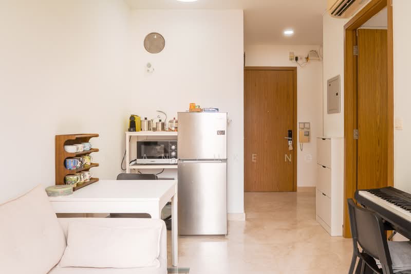 Laverne's Loft Condominium For Sale at S$ 748,000 | PropertyGuru Singapore - Dining Area