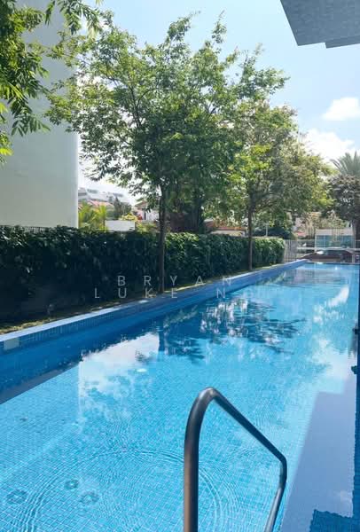 Laverne's Loft Condominium For Sale at S$ 748,000 | PropertyGuru Singapore - Pool View