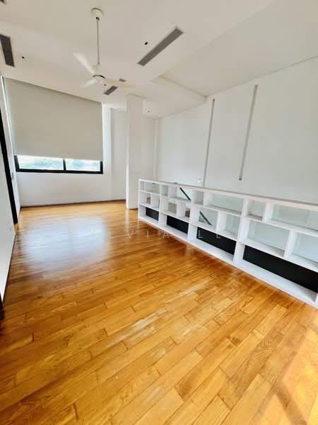 Namly crescent, , 5 Bedrooms, 5,574 sqft, Semi-Detached House For Rent, by Sylvia Lee, 500100768 - 3rd level - PropertyGuru.com.sg